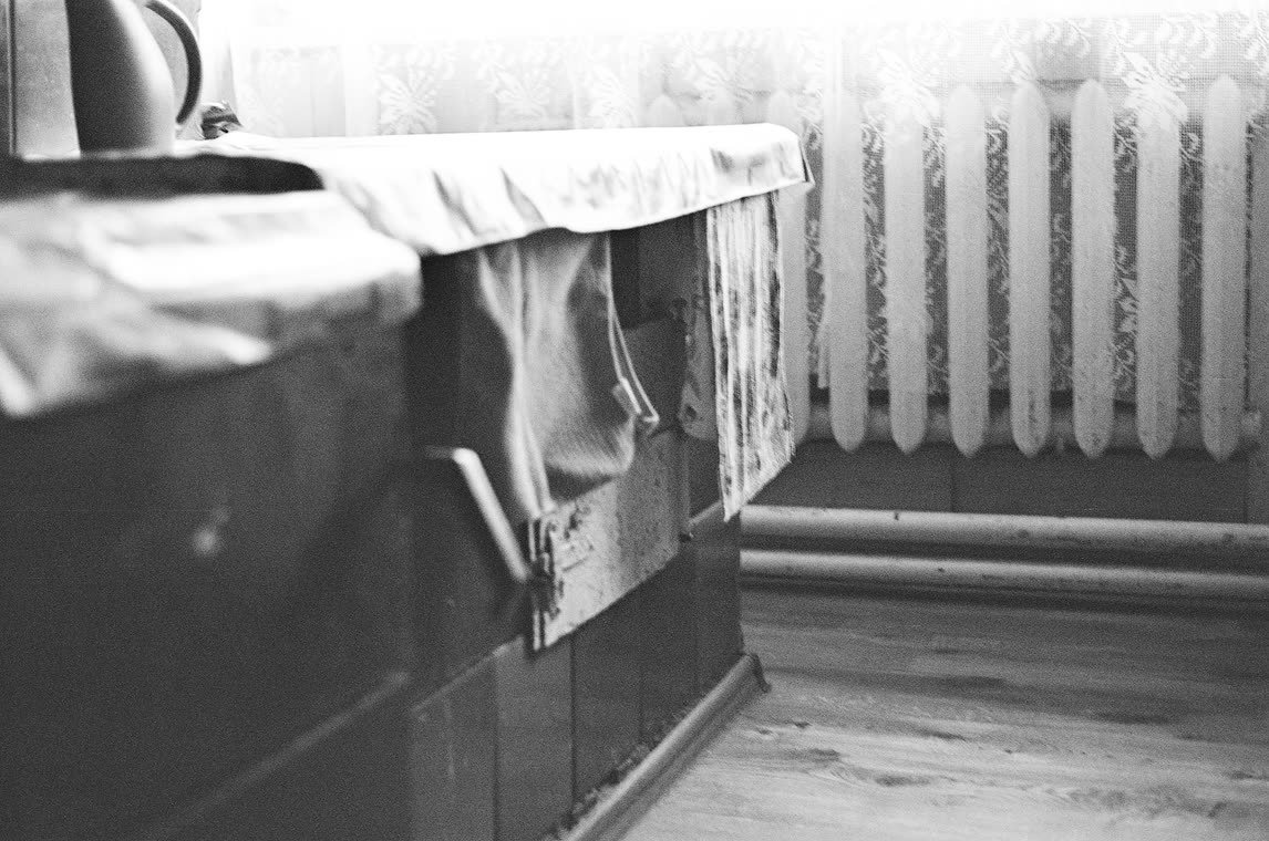 Kitchen range and radiator, 35mm